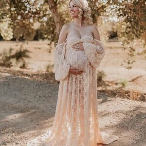 Elegant Lace Maternity Gown